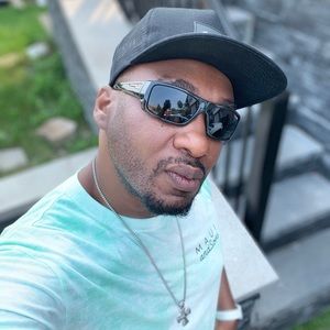 Meet your Posher, Jay